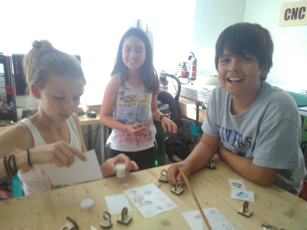 Crée tes propres tampons personnalisés!