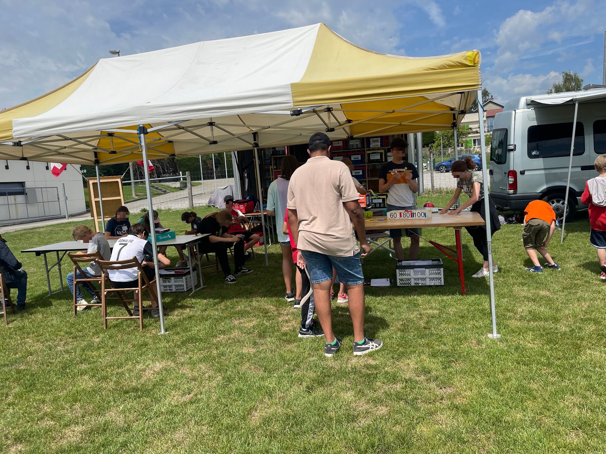Atelier fabrication des boomerangs de sport et technique de lancer 2022